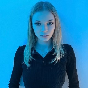 ANASTASIIA SAMOILOVA