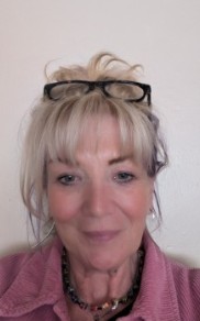 Lynda Jones