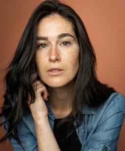 VICTORIA SERRA