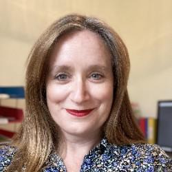 Lisa Lowarch