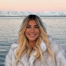 Chloe Howell