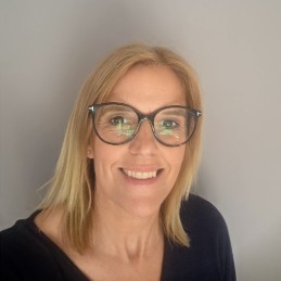 Emma Holmes