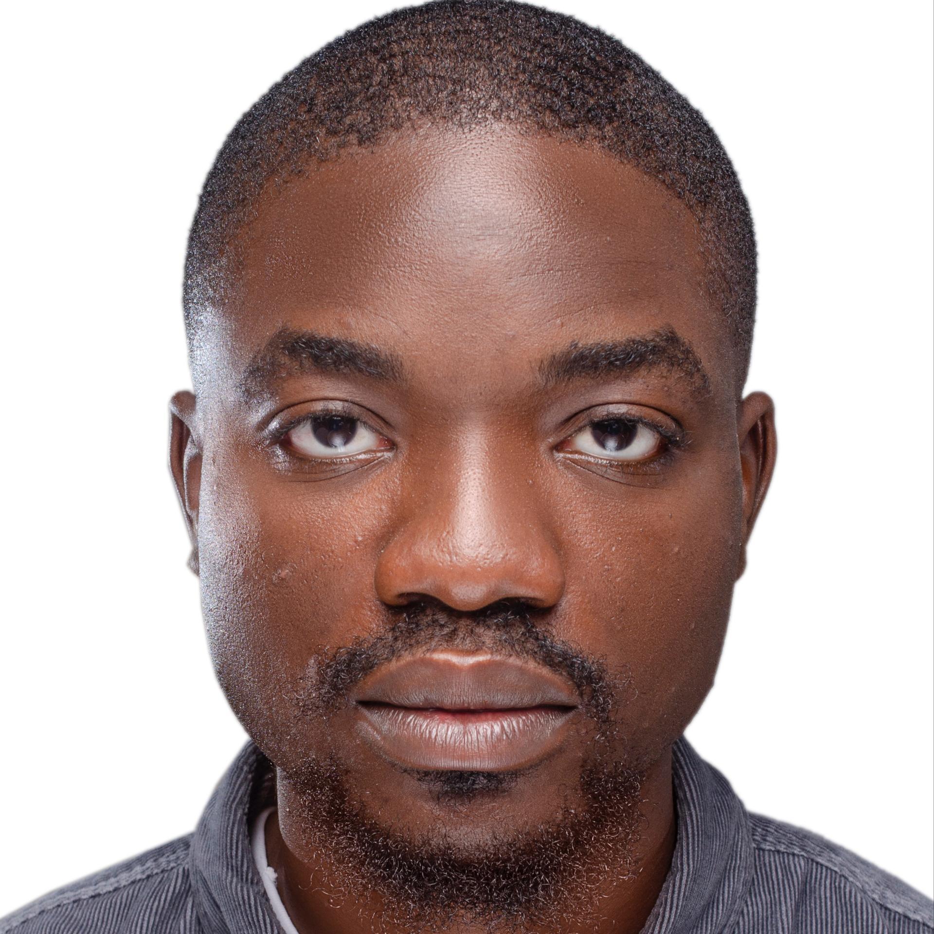 ABDULMALIK BABATUNDE AKINLOLU