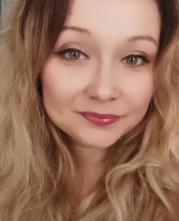 AGNIESZKA CZERNIEJEWSKA