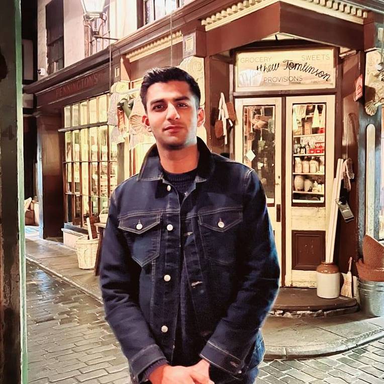 Ali Riaz
