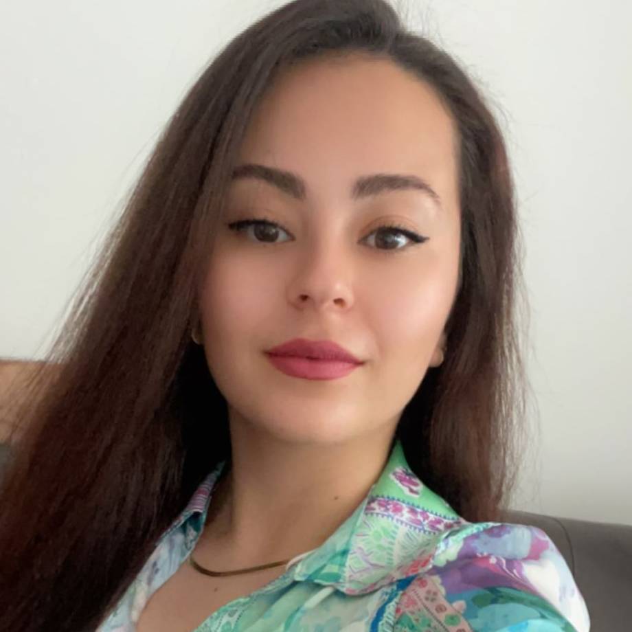 Miss Azhin Rahimi