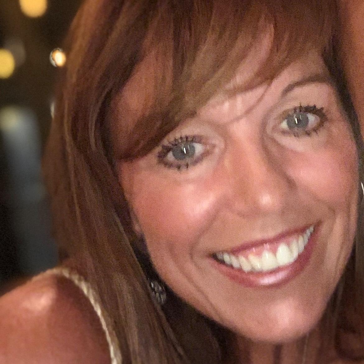 SAMANTHA GIBBONS