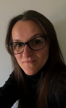 JOANNA MAJKRZAK