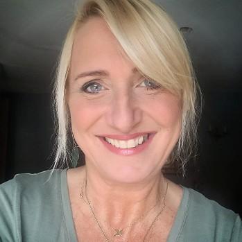 Lisa Moncur