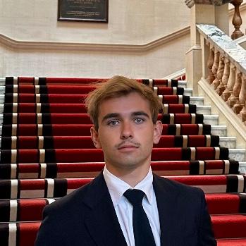 Eduardo Martinez Saunders