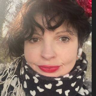 Louise Maddox